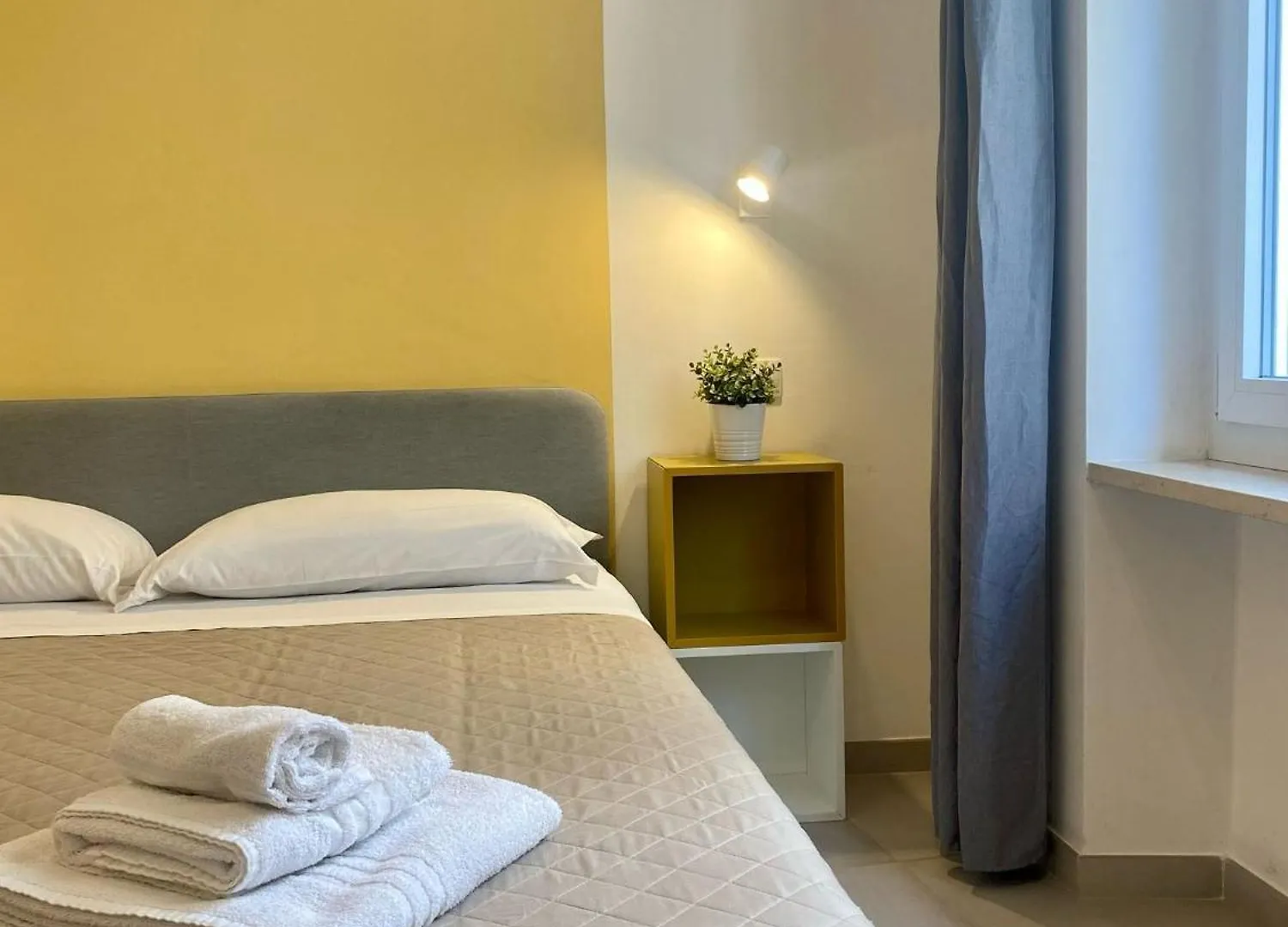 Istai Cagliari City Center Rooms 0*,