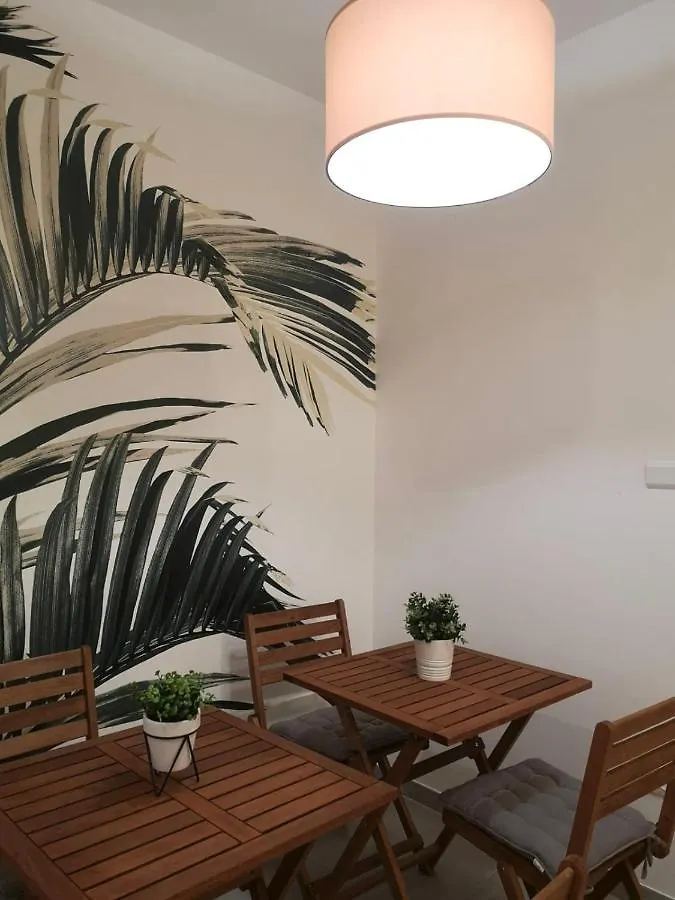 ベッド・アンド・ブレックファスト Istai Cagliari City Center Rooms