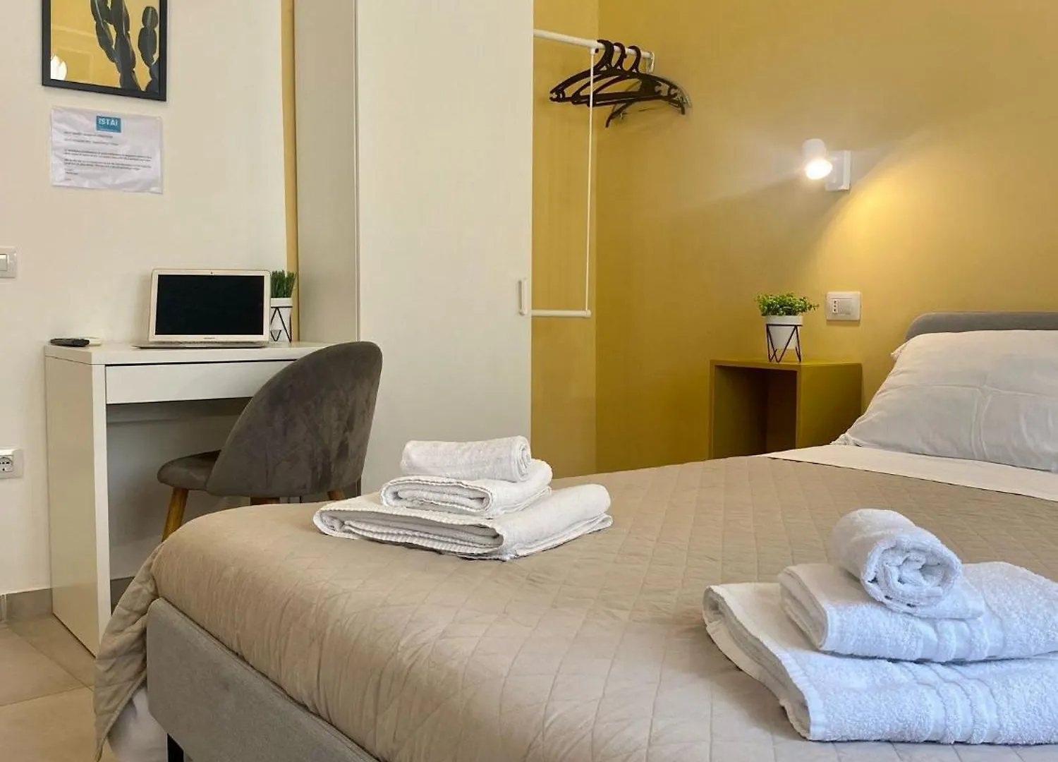 Istai Cagliari City Center Rooms イタリア